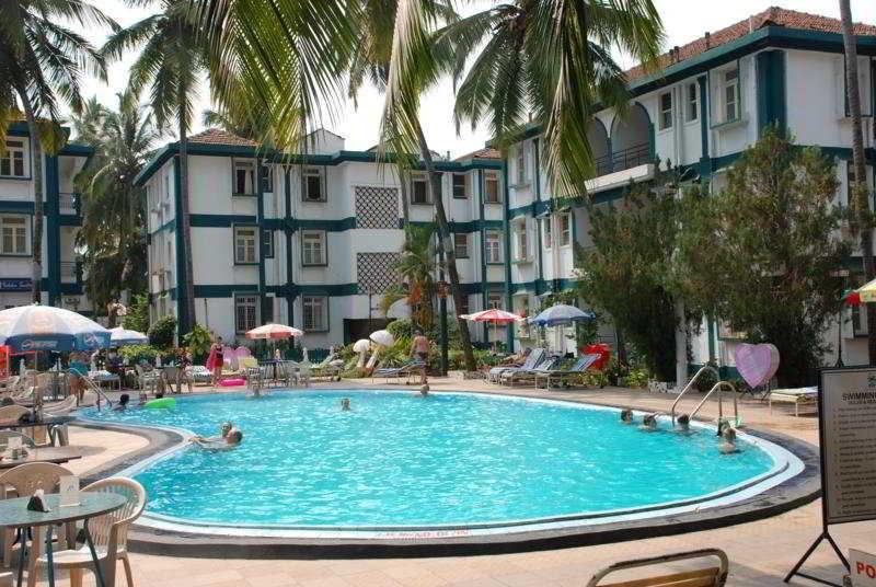 Dona Alcina Resorts Candolim Exterior foto